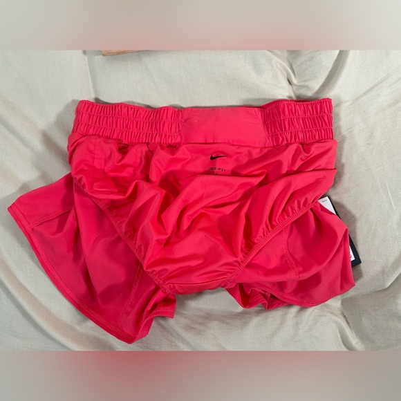 Nike One Women's Dri-FIT Ultra High-Waisted Brief-Lined Shorts Medium DX6010-629 - Picture 9 of 12